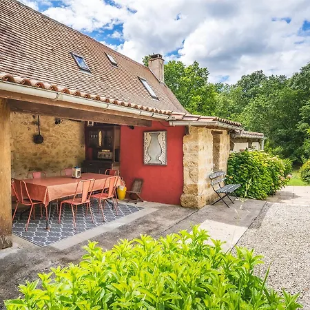 La Maison Dans La Clairiere En Perigord Pourpre