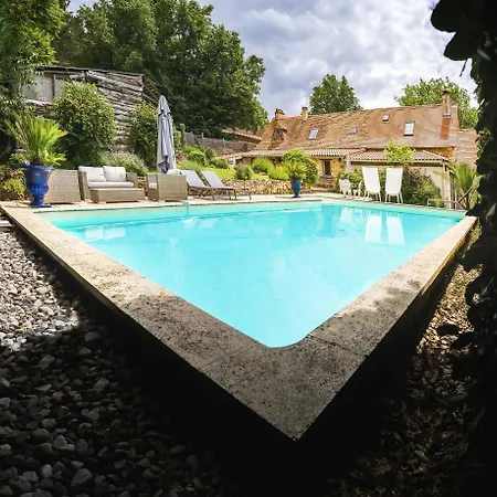 Semesterbostad La Maison Dans La Clairiere En Perigord Pourpre *